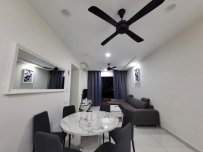 Millerz Square Homestay